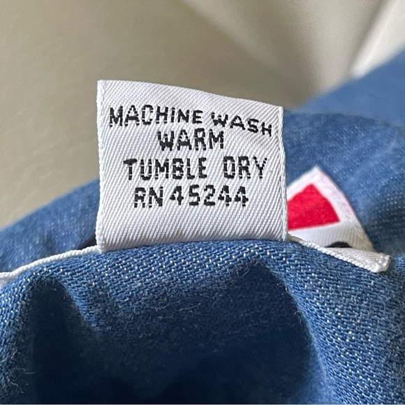 Vintage 90s men’s Marlboro Denim Button Up Shirt heavy dead stock size medium - Picture 6 of 7